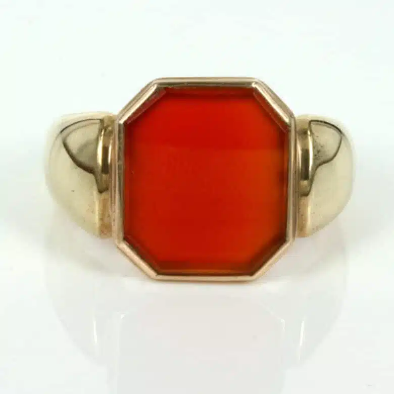 antique-signet-ring.jpg