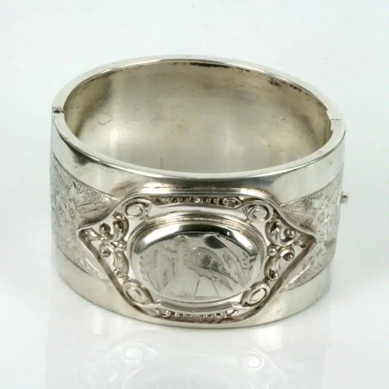 antique-silver-bangle-1015.jpg