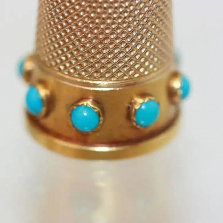antique-thimble-3.jpg