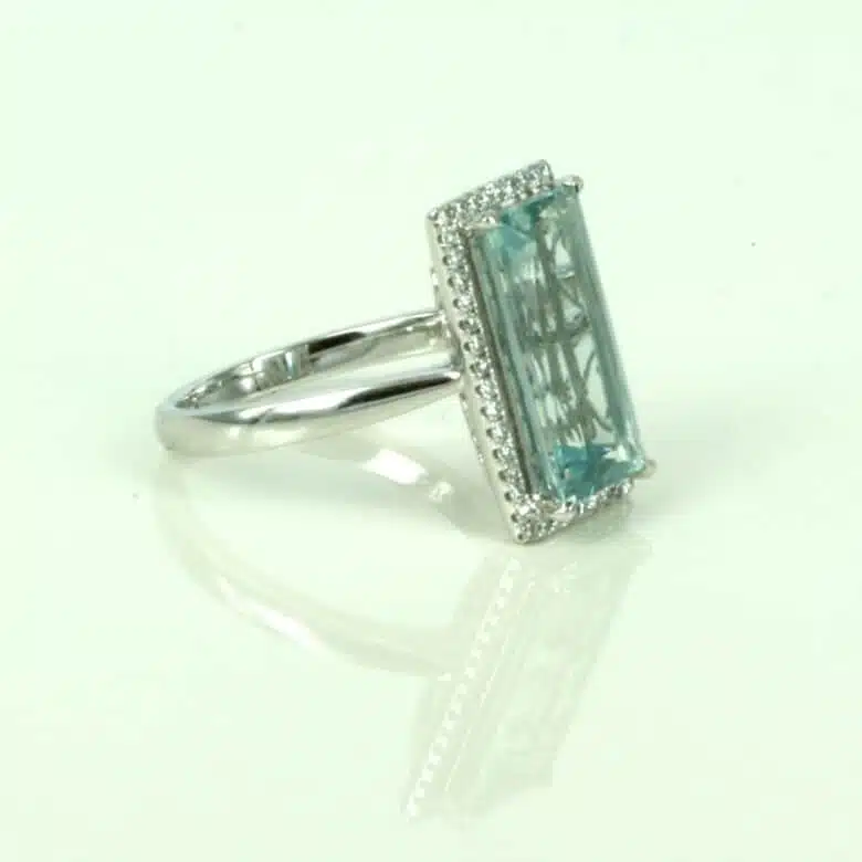 aquamarine-diamond-582-2.jpg