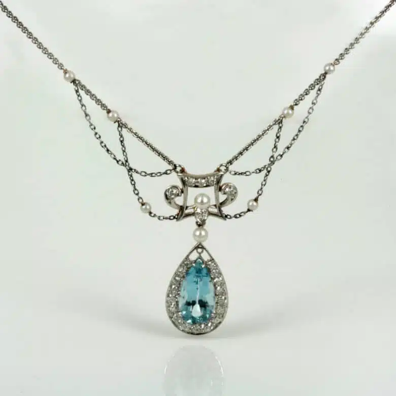 aquamarine-necklace-es2727.jpg