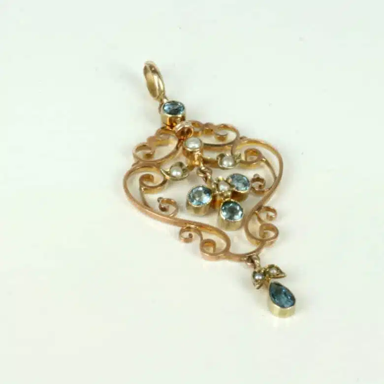 aquamarine-pendant-7697-2.jpg