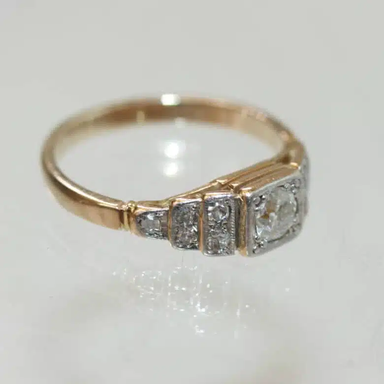 art-deco-11-diamond-ring-2.jpg