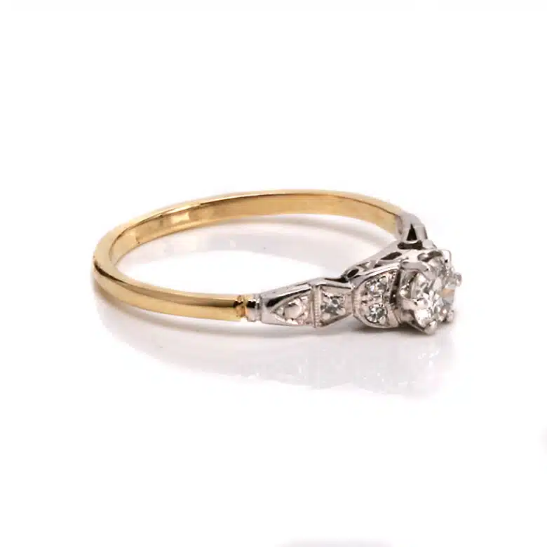 art-deco-diamond-engagement-ring-t125-1
