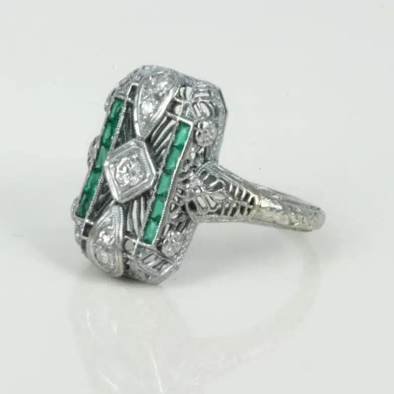 art-deco-emerald-108-2.jpg