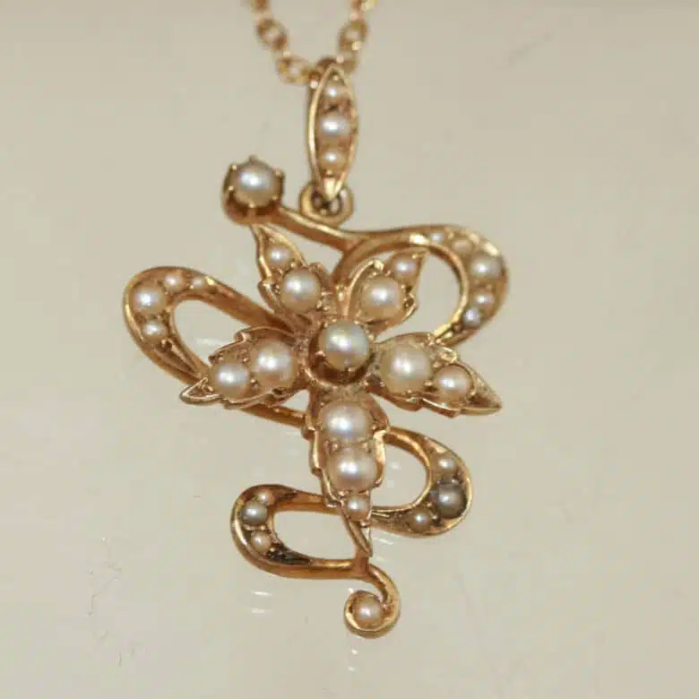 art-nouveau-pearl-2.jpg