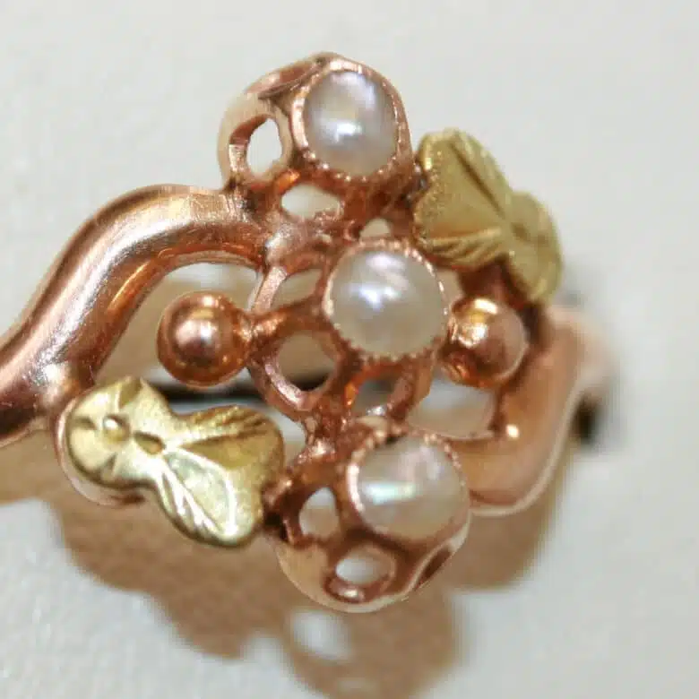 art-nouveau-ring-pearls-3.jpg