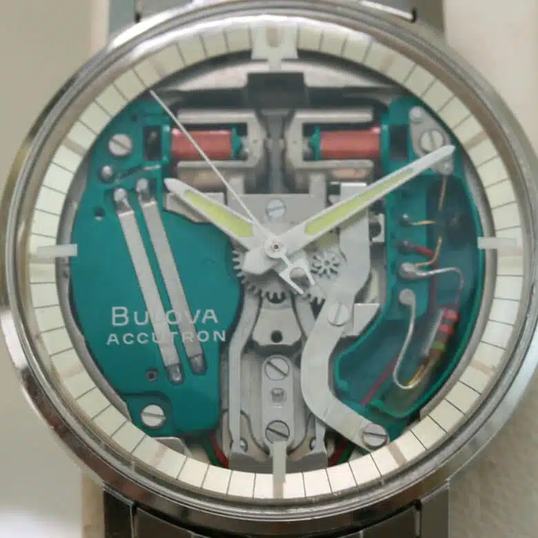 bulova-accutron-sapceview-2.jpg