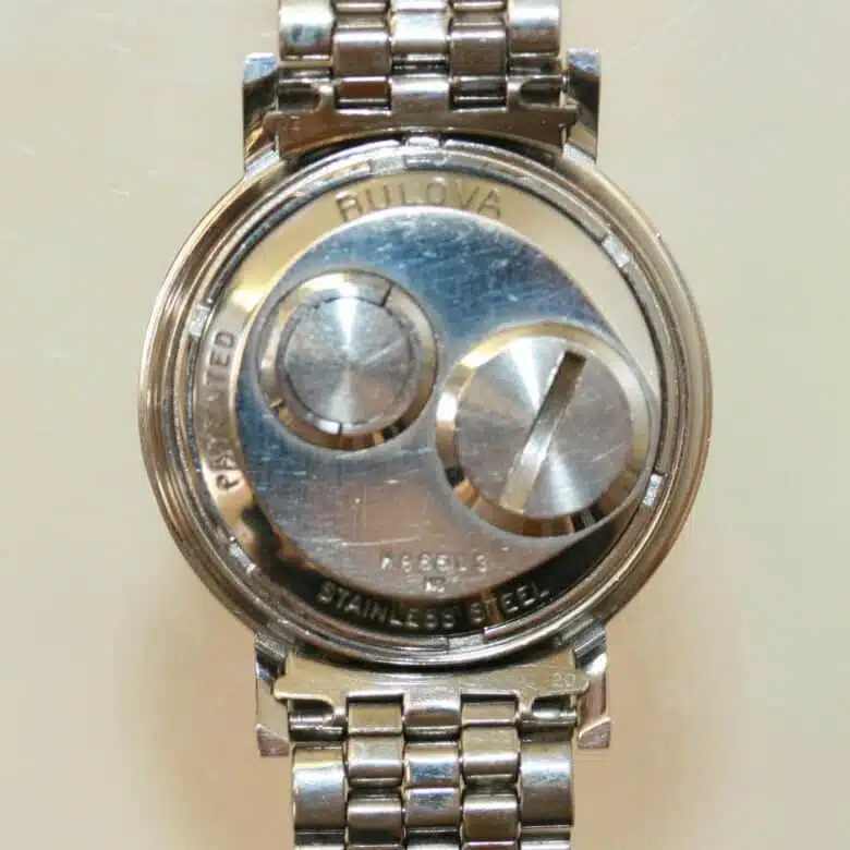 bulova-accutron-spaceview-3.jpg
