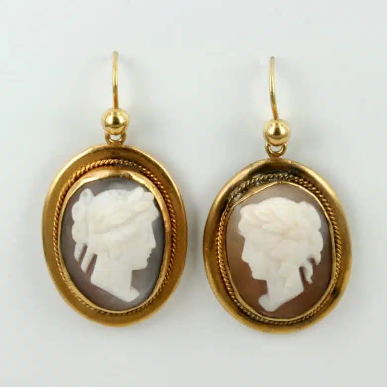 cameo-earrings-7576-2.jpg