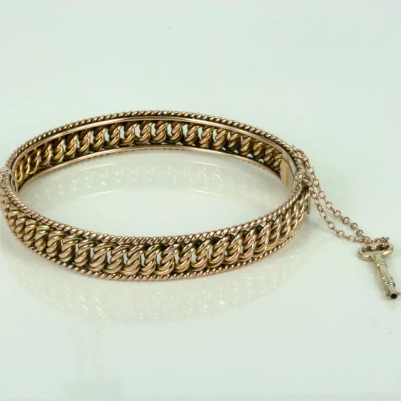 curb-bangle-with-key-1.jpg