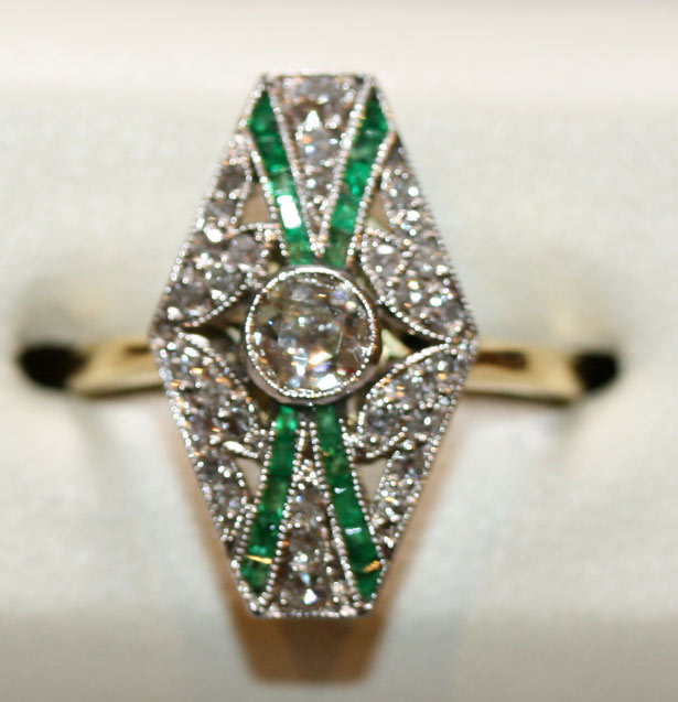 Art Deco emerald and diamond ringdeco-21.jpg