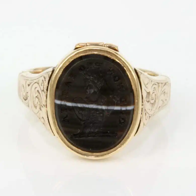 dewar-signet-ring-es2716-2