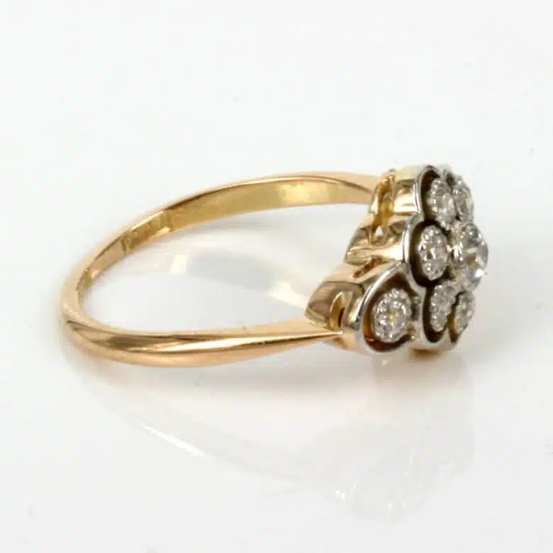 diamond-cluster-ring-p608-1.jpg