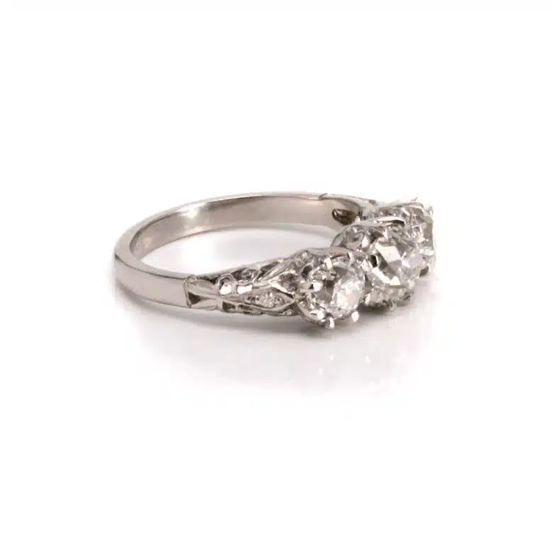 diamond-engagement-ring-6928-1