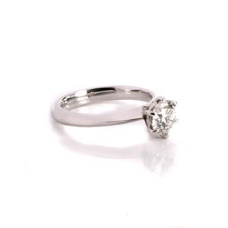 diamond-engagement-ring-r379-1