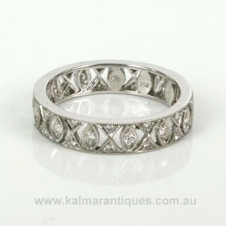 diamond-eternity-ring-es972.jpg