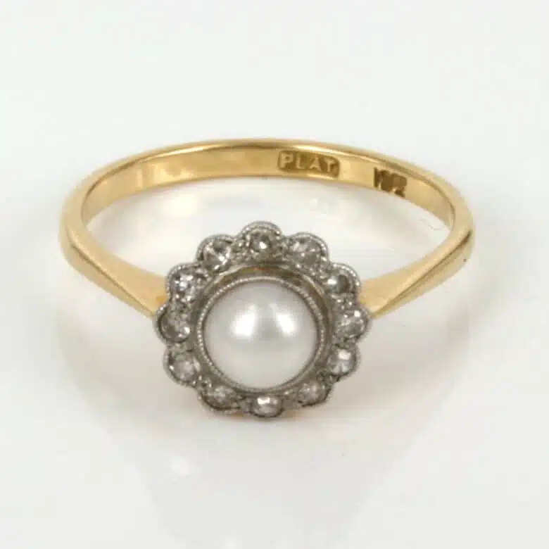 diamond-pearl-ring-es2428-2.jpg