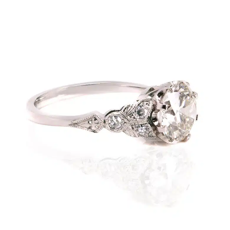 diamond-ring-ES8328-01