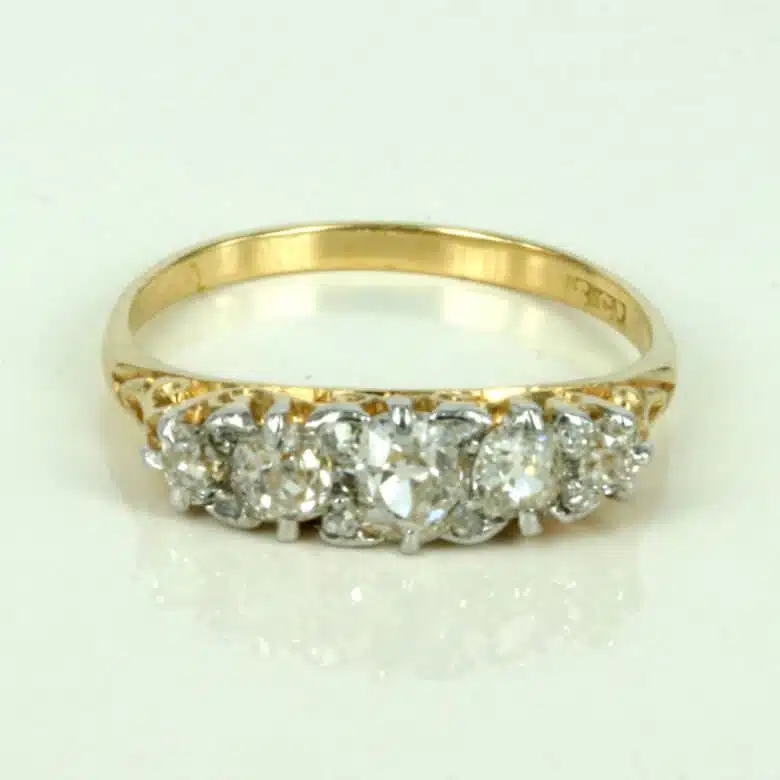diamond-ring-es1440-01.jpg