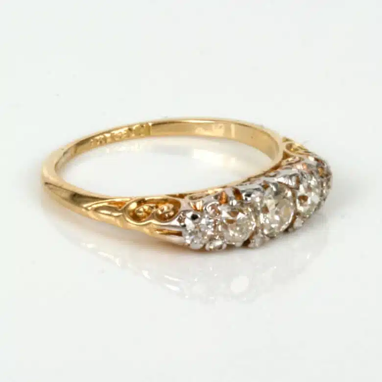 diamond-ring-es1865-1.jpg