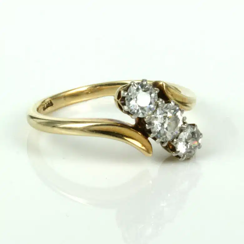diamond-ring-es3731-1.jpg