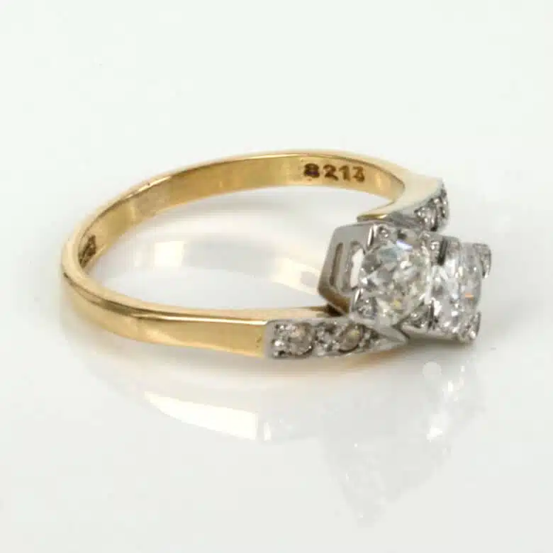 diamond-ring-q351-1.jpg