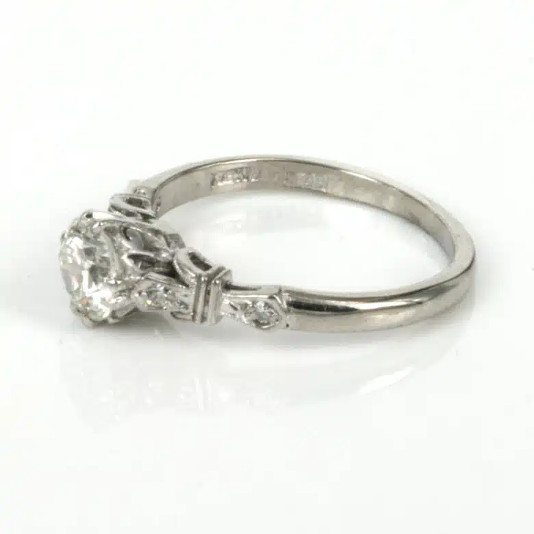 diamond-ring-q904-3