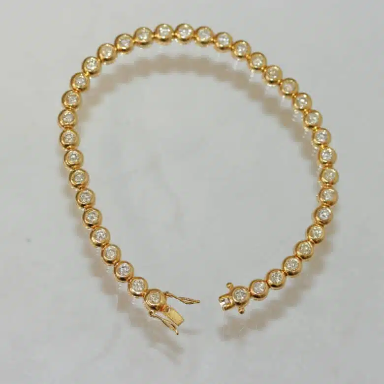 diamond-tennis-bracelet-1.jpg