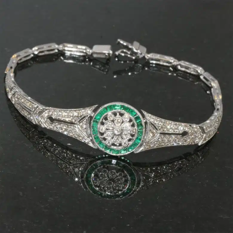 emerald-diamond-bracelet-4.jpg