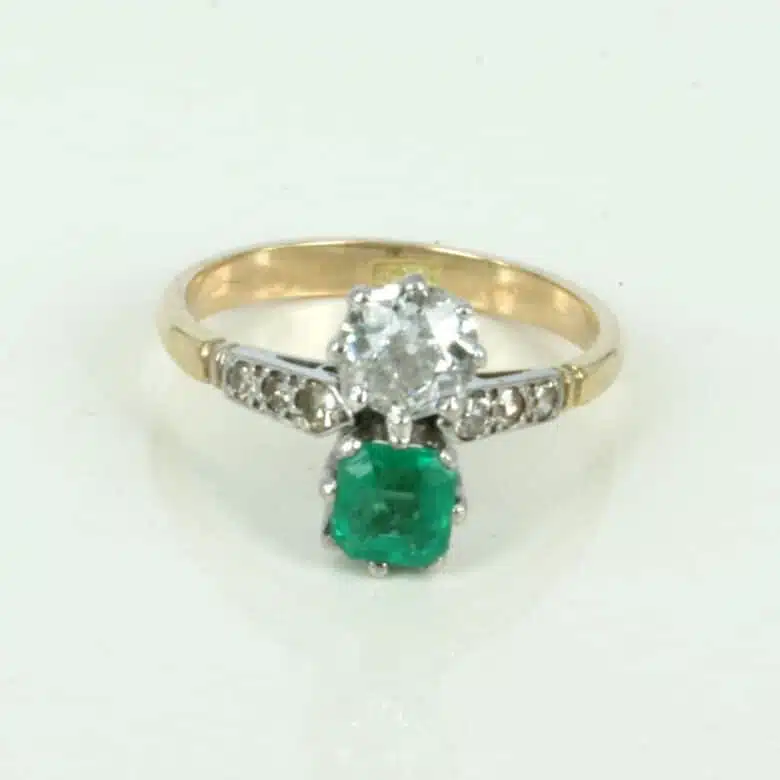 emerald-diamond-ring-136-1.jpg