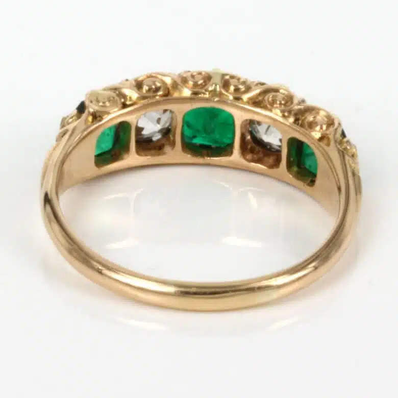 emerald-diamond-ring-2807-4.jpg