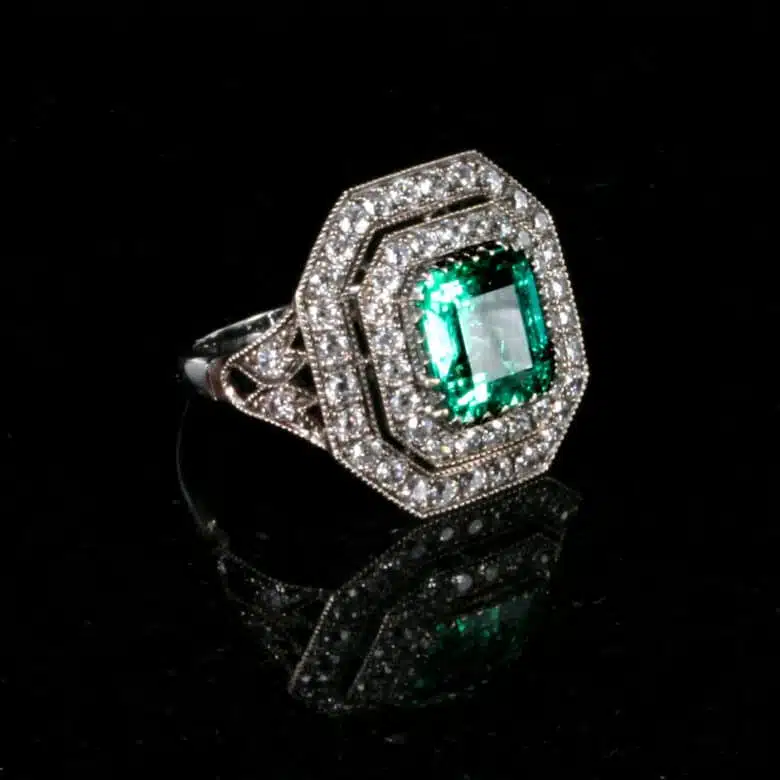 emerald-diamond-ring-486-2.jpg