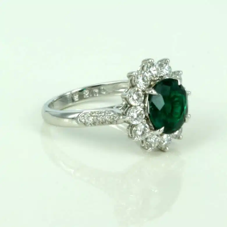 emerald-diamond-ring-577-2.jpg