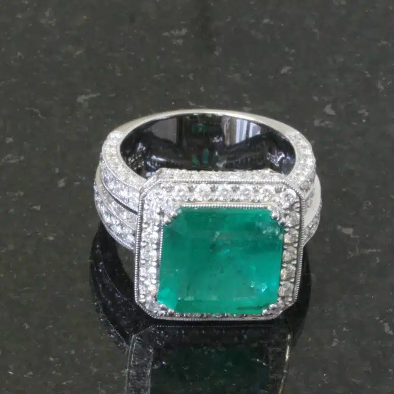 emerald-diamond-ring-7241-2.jpg