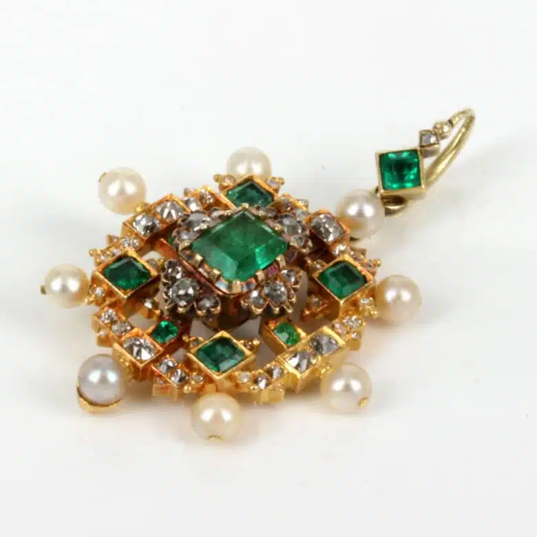 emerald-pendant-p816-1.jpg