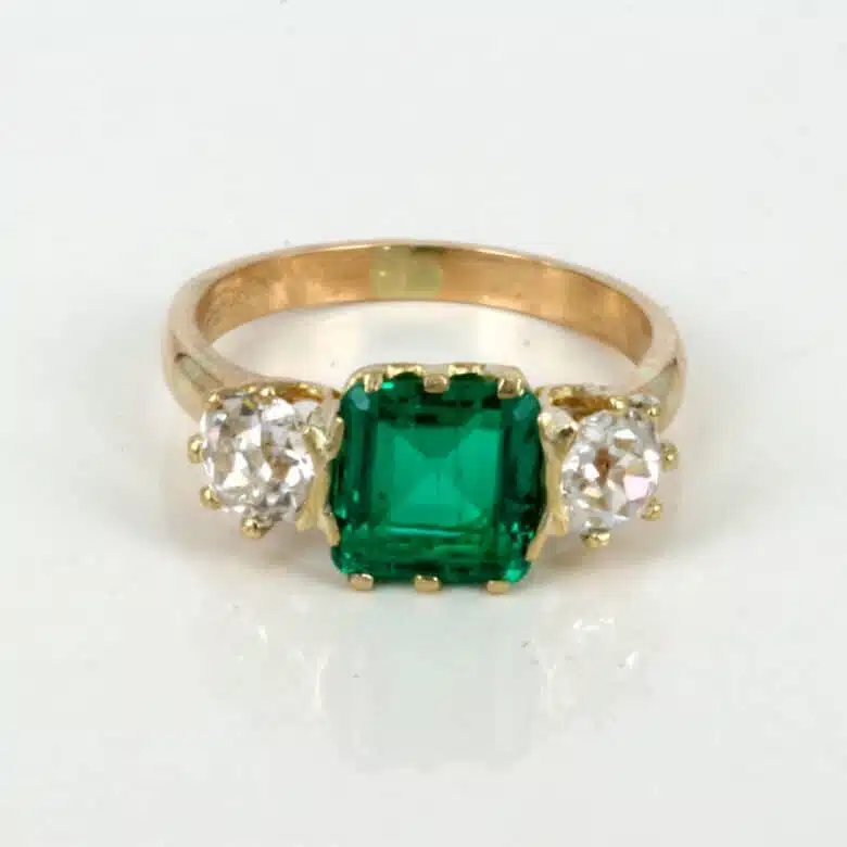 emerald-ring-es1607-1.jpg