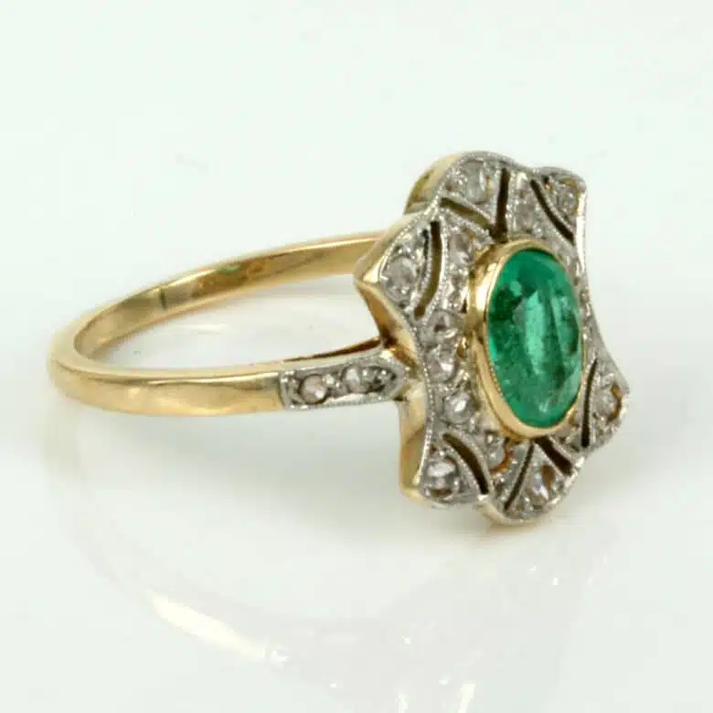 emerald-ring-es2426-1.jpg