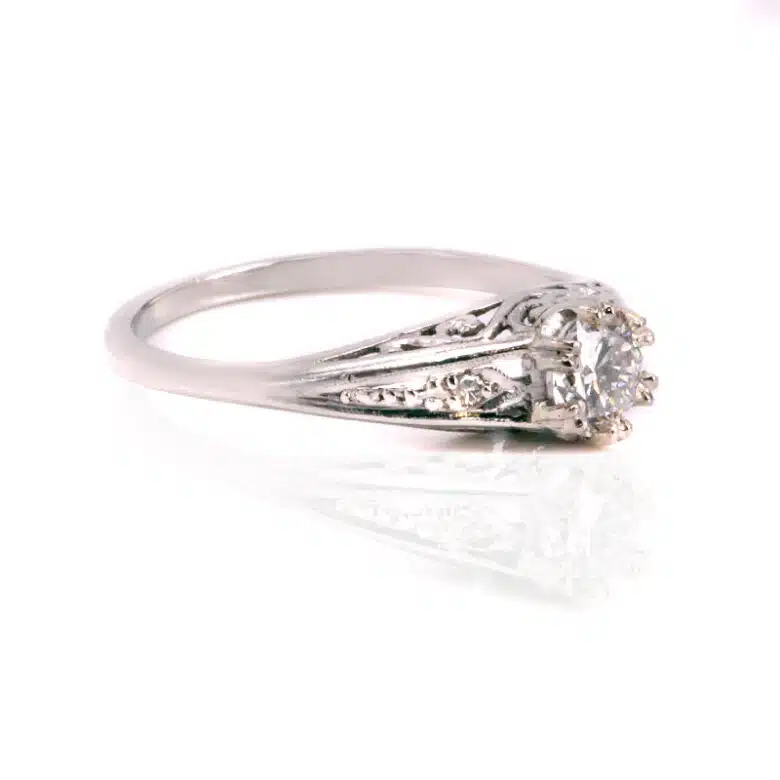 engagement-ring-ES8442-1