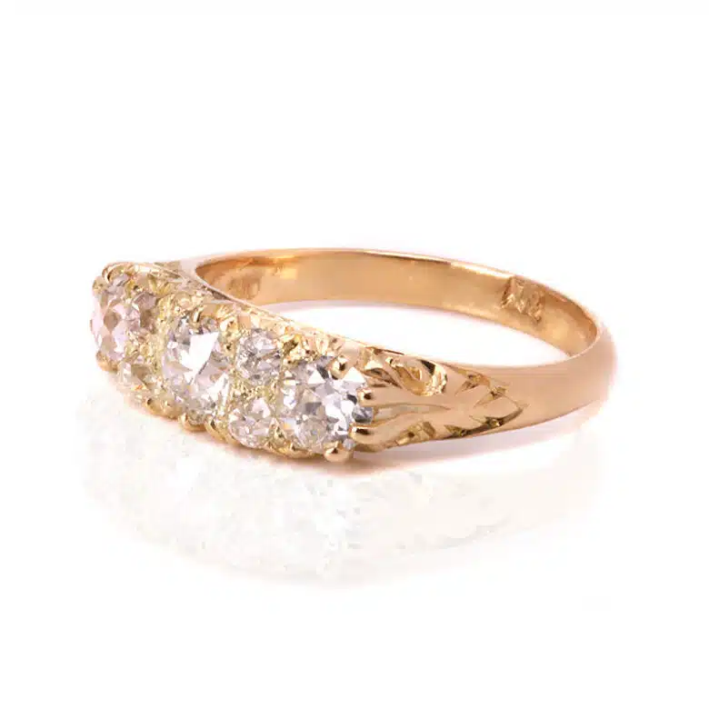 engagement-ring-ES8475-3