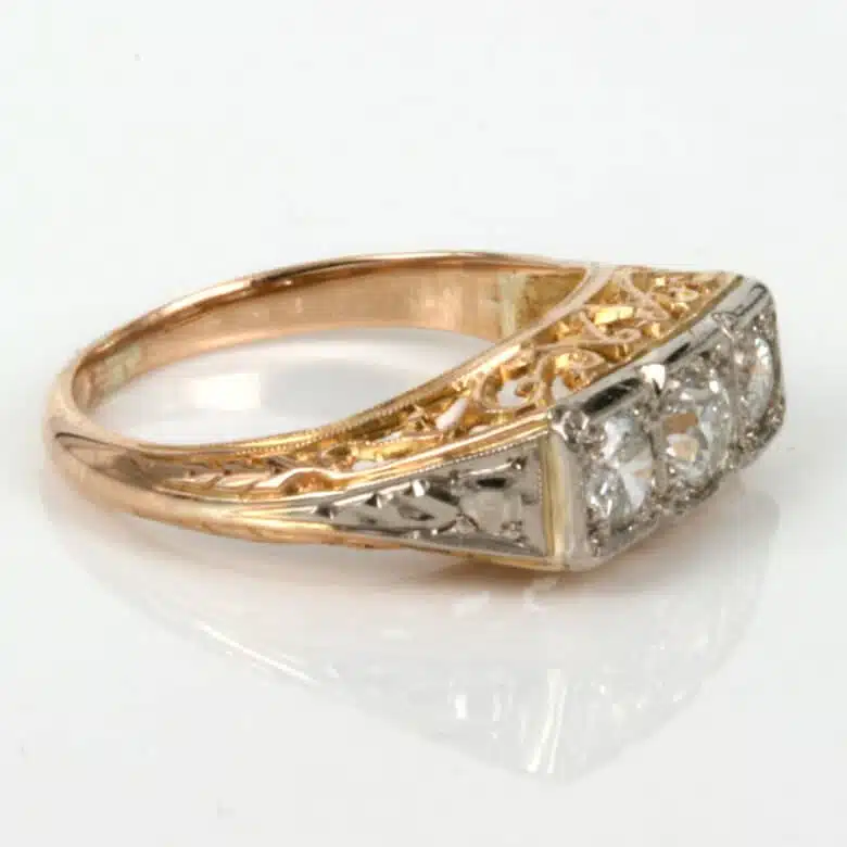 engagement-ring-p665-1.jpg