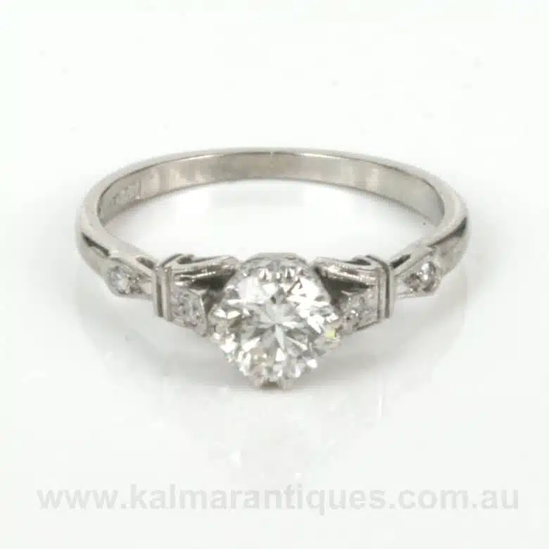 engagement-ring-q904-2
