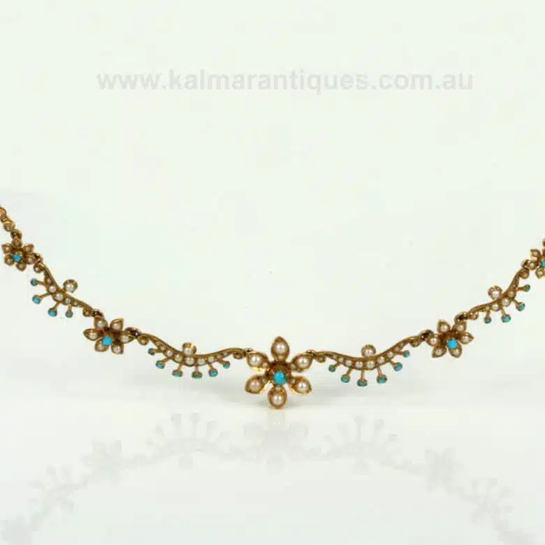 flavelle-roberts-necklace-q.jpg