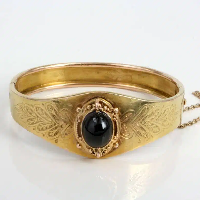 garnet-bangle-es1019-1.jpg