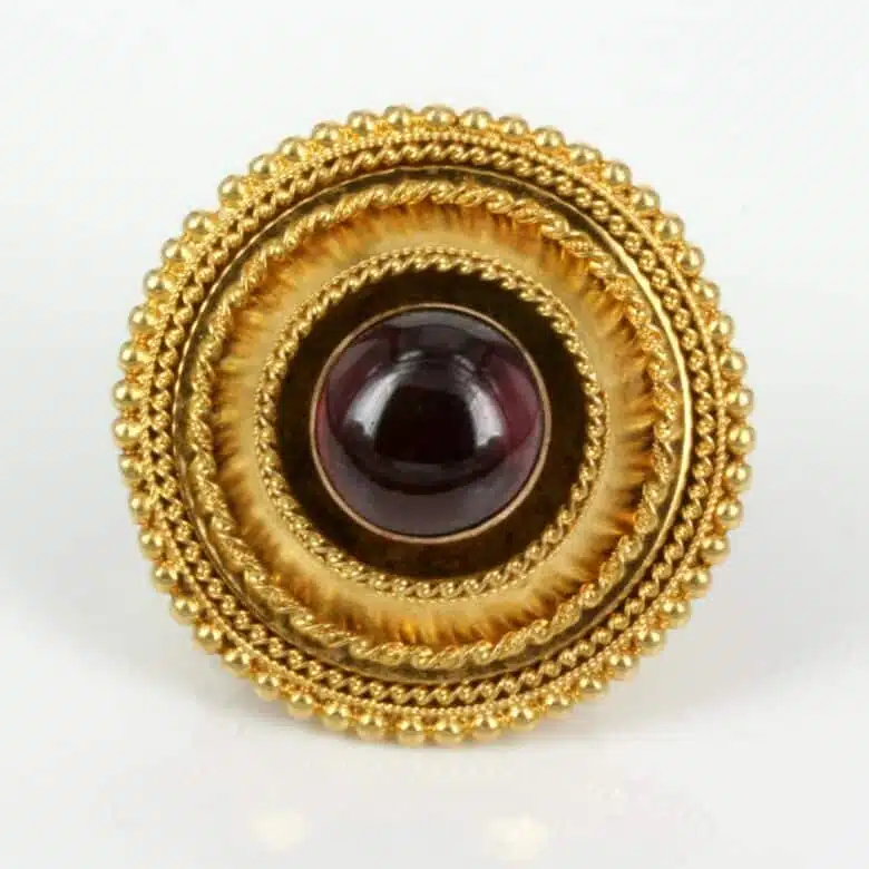 garnet-brooch-q390-2.jpg