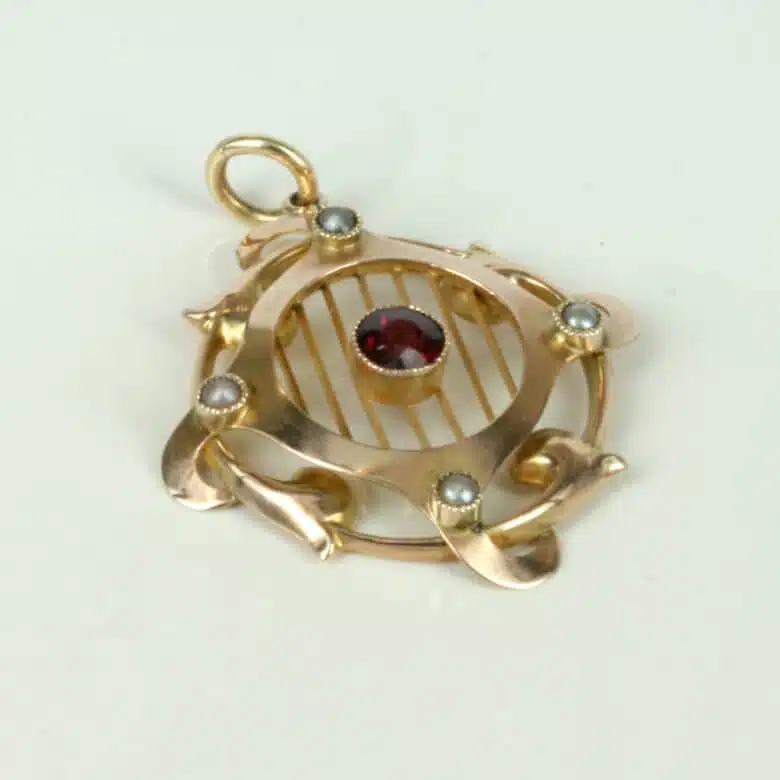 garnet-pendant-246-2.jpg