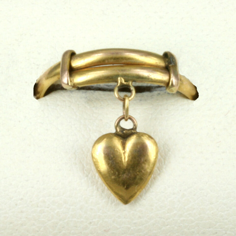 gold-heart-ring-2.jpg