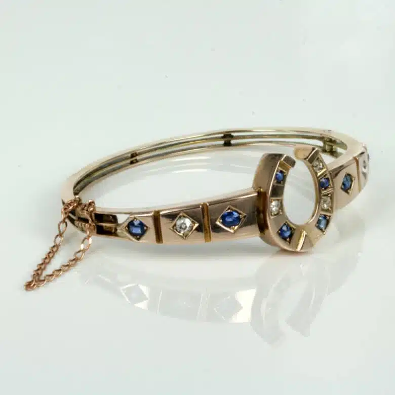 horseshoe-bangle-p342-1.jpg