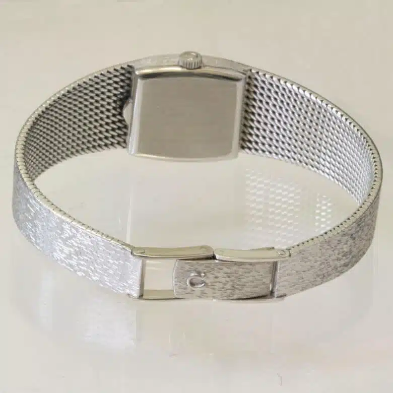 ladies-omega-gold-3.jpg