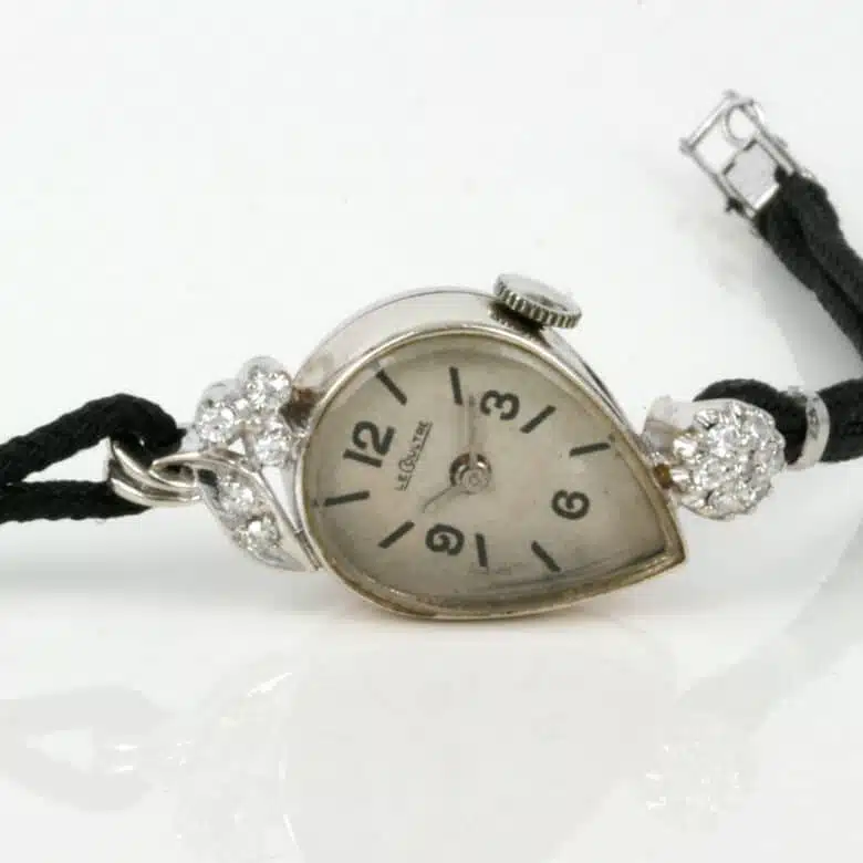 lecoultre-assymetrical-4.jpg